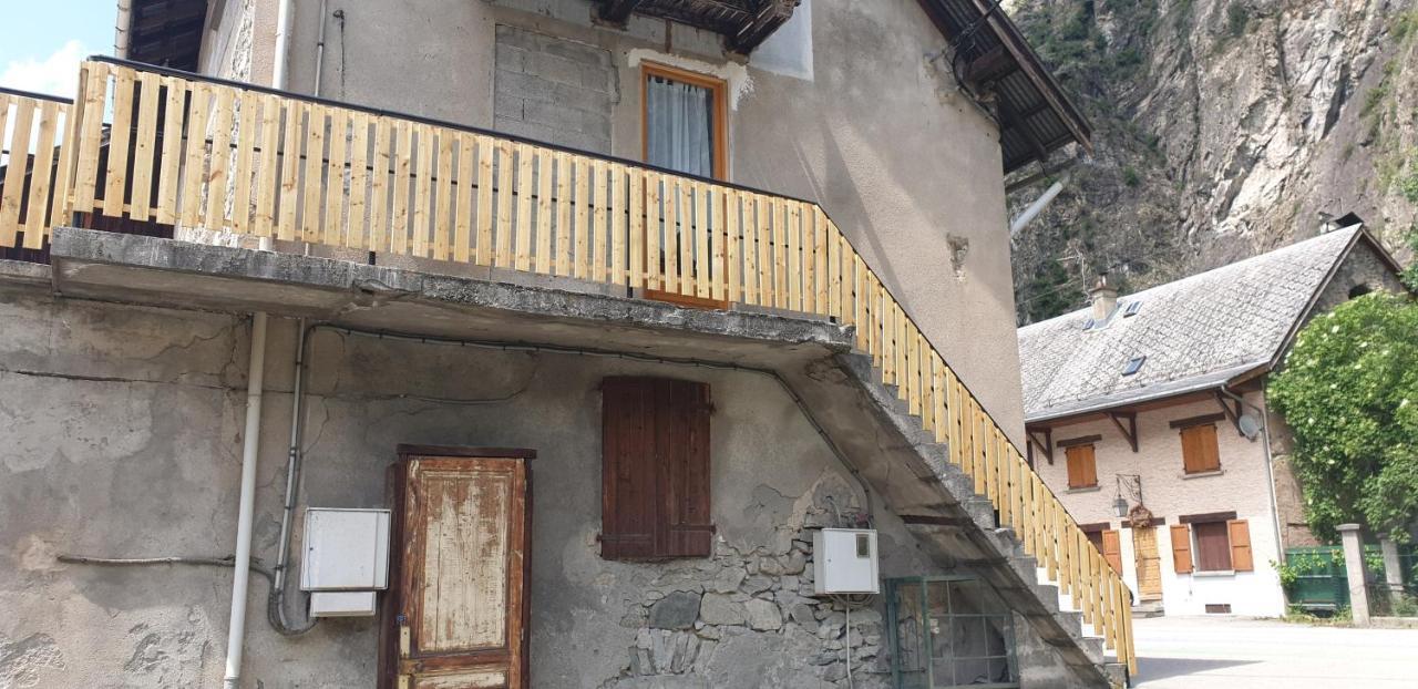 18 Rue Des Teppaz Les Alberges Le Bourg-d'Oisans Exterior photo